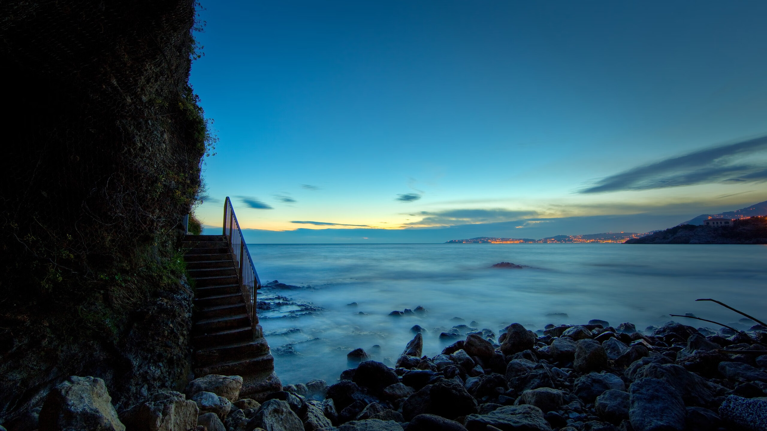 开云网站-_极限飞跃：跨越自然天险的勇者之旅_，飞跃极限是什么游戏