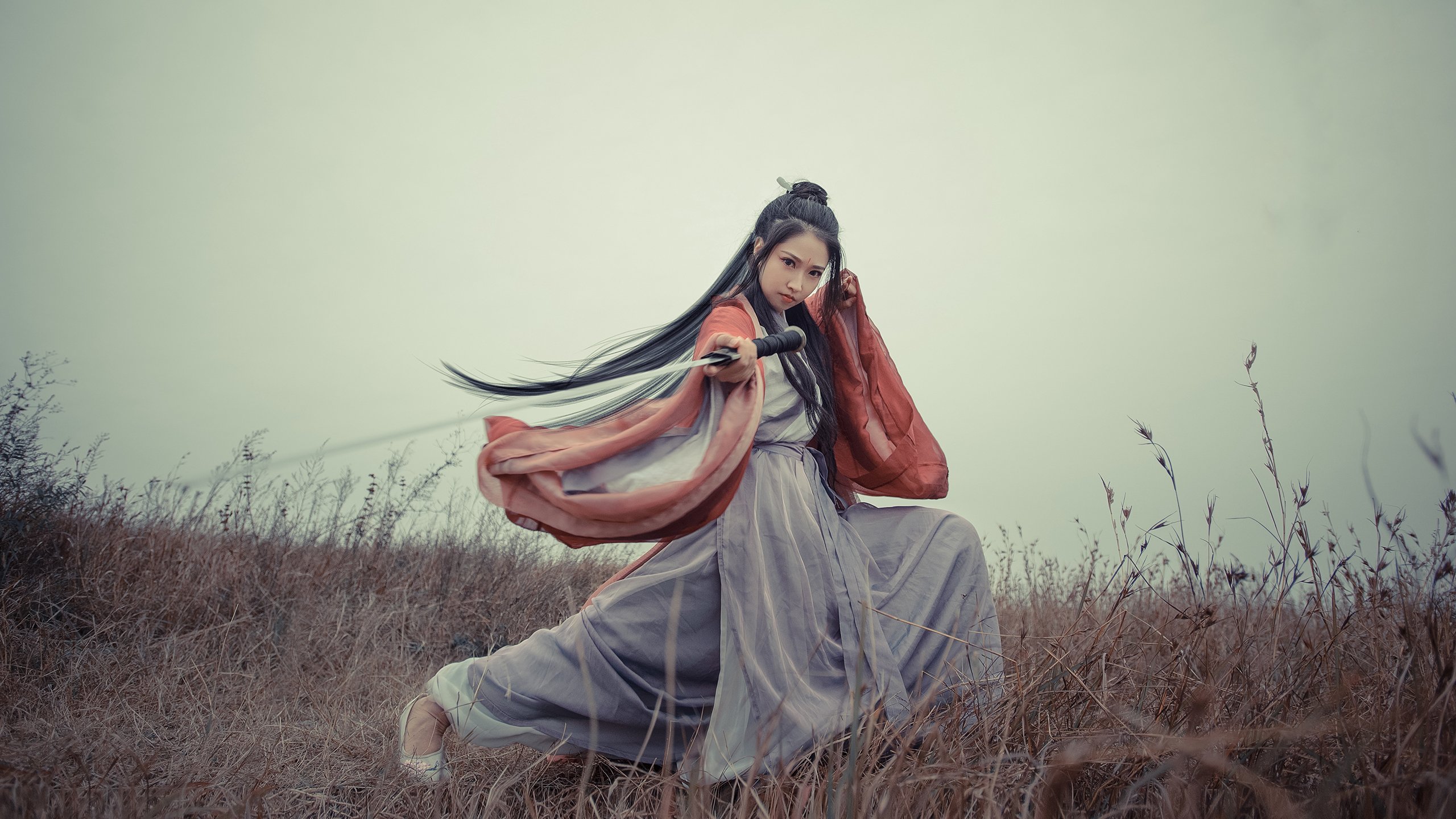 开云官方网页登录-国足0_0战平中国香港，晋级形势堪忧，国足踢香港以往比分