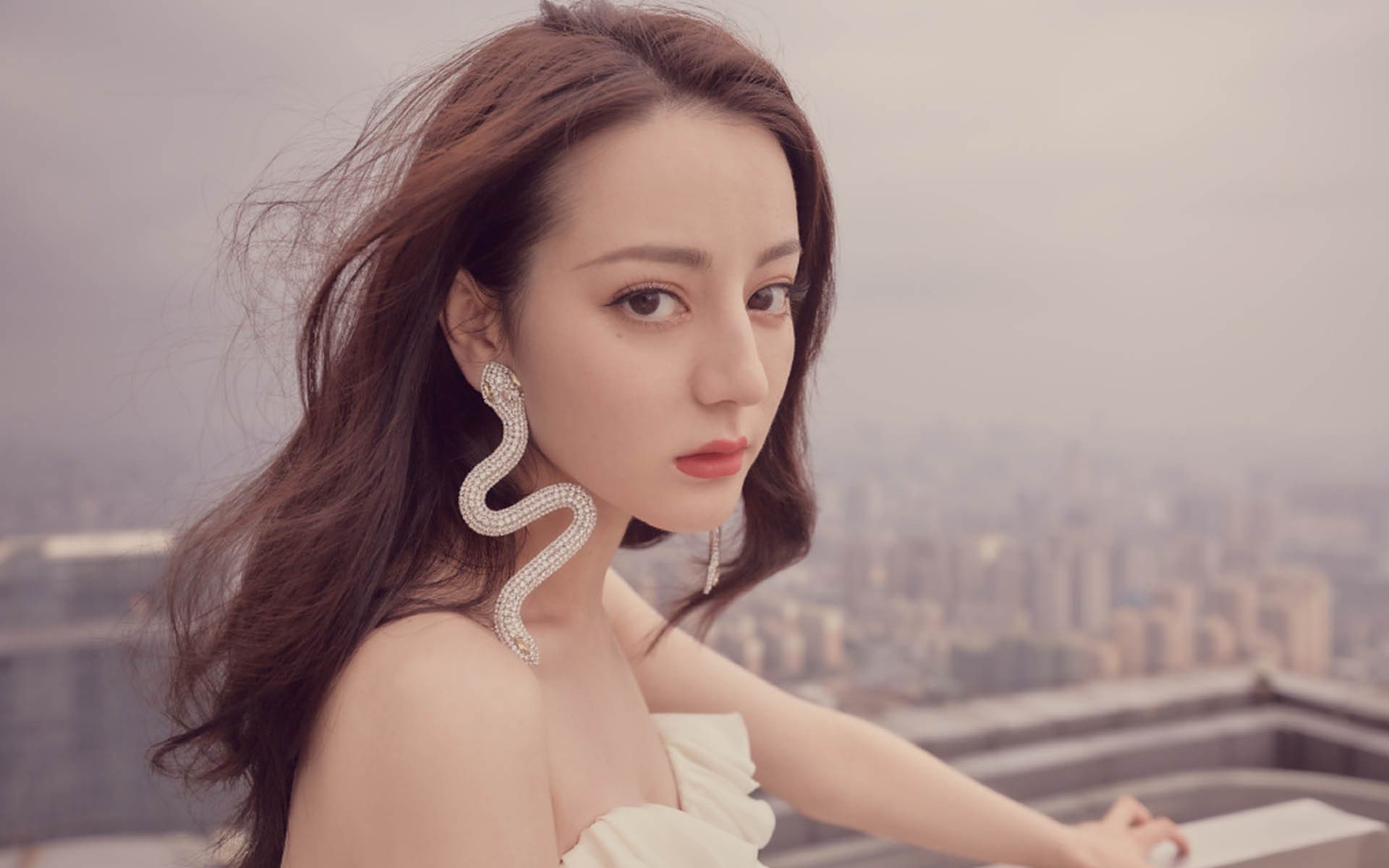 开云官方网站-世界杯预选赛中国青年队战败 战术执行需提升,世界杯预选赛中国队打平