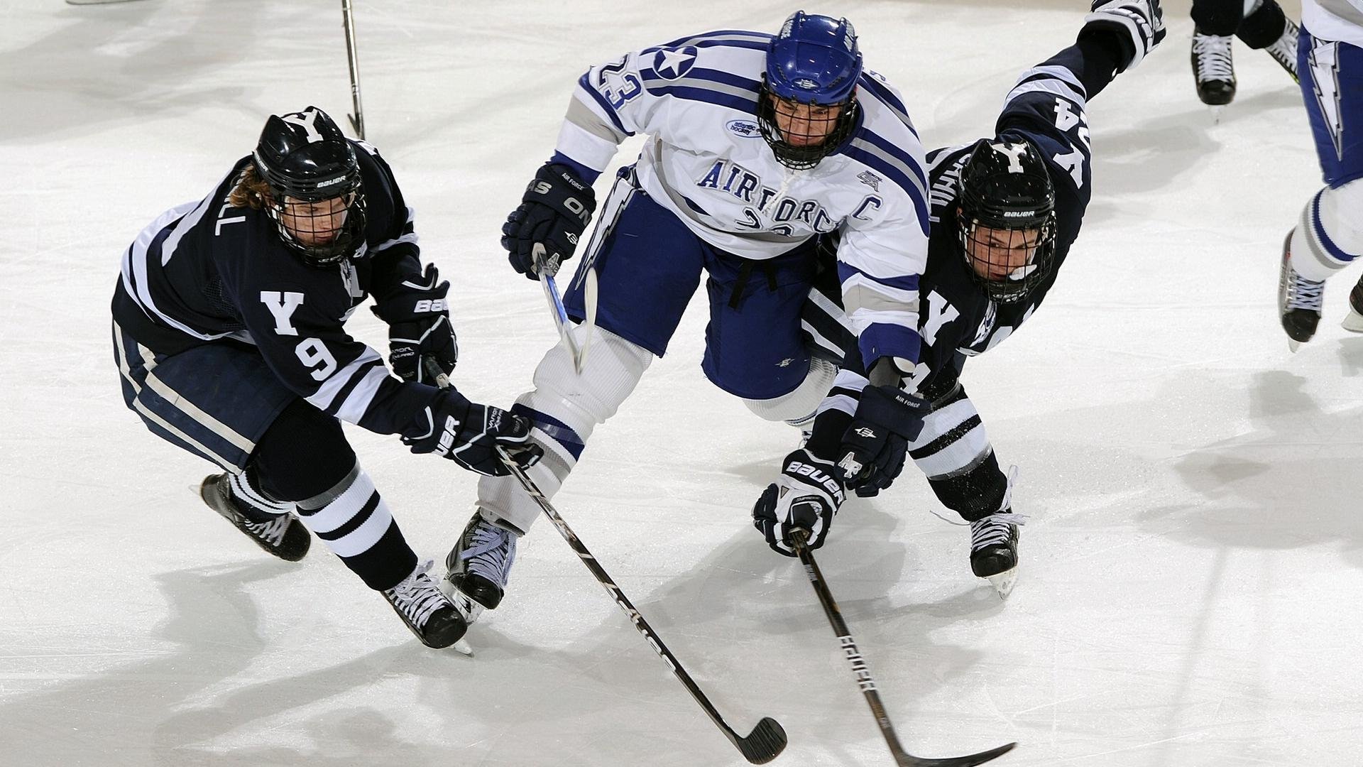 开云体育-勇士计划推出球员专属播客节目,勇士新签约